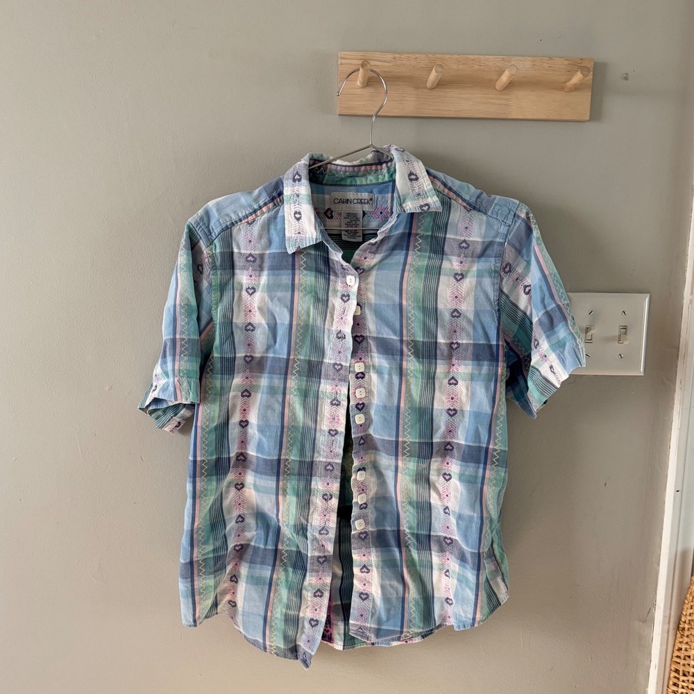 Vintage Cabin Creek button-up